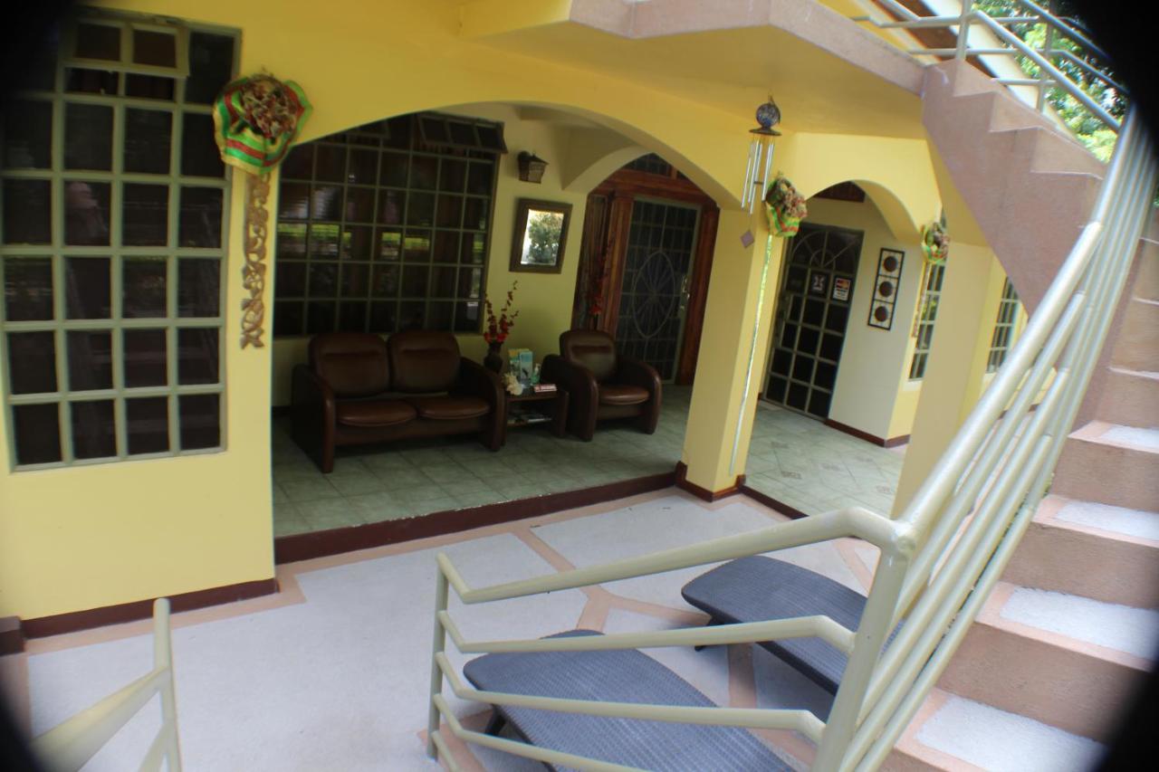Native Abode Acomodação com café da manhã Bon Accord Village Exterior foto